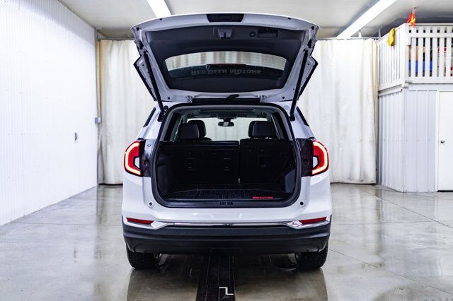 2022 GMC Terrain AWD SLT Leather Roof Nav BCam Red Deer AB