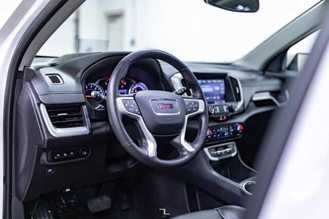 2022 GMC Terrain AWD SLT Leather Roof Nav BCam Red Deer AB