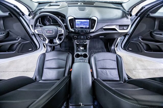 2022 GMC Terrain AWD SLT Leather Roof Nav BCam Red Deer AB