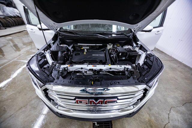 2022 GMC Terrain AWD SLT Leather Roof Nav BCam Red Deer AB