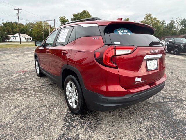 2022 GMC Terrain SLE