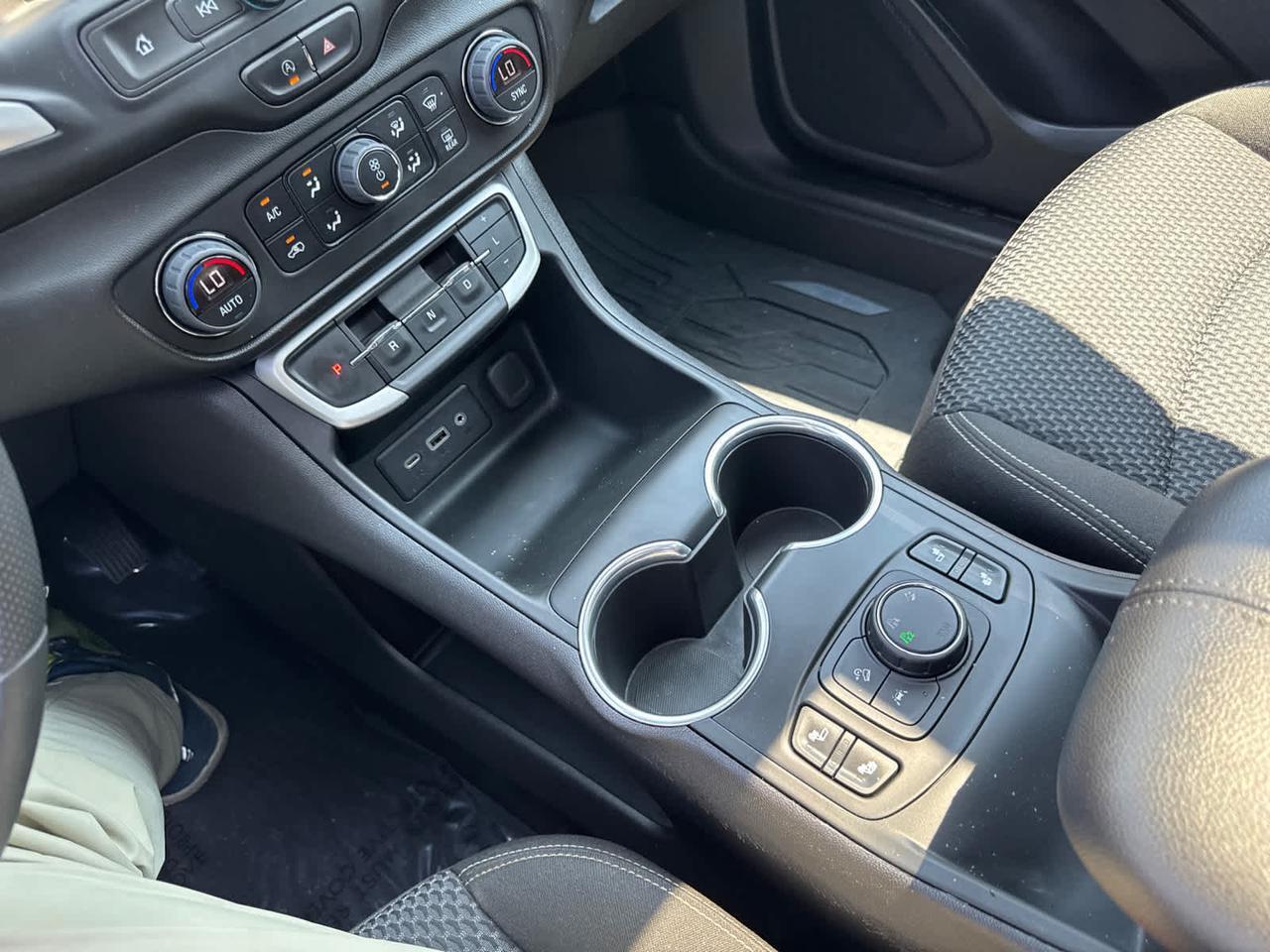 2022 GMC Terrain SLE Dartmouth MA