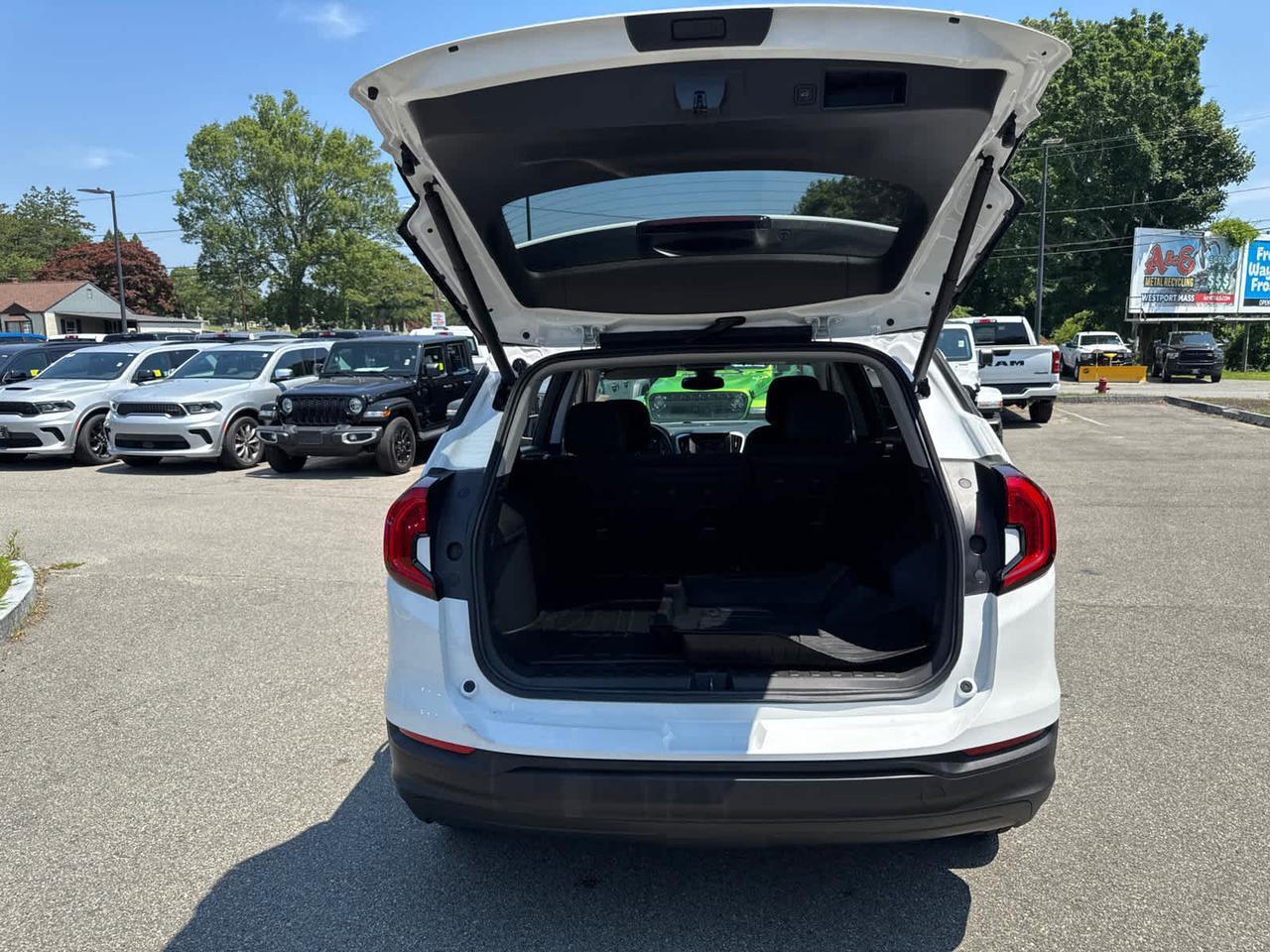 2022 GMC Terrain SLE Dartmouth MA