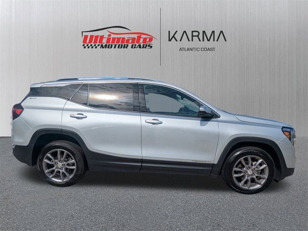 2022 GMC Terrain SLT