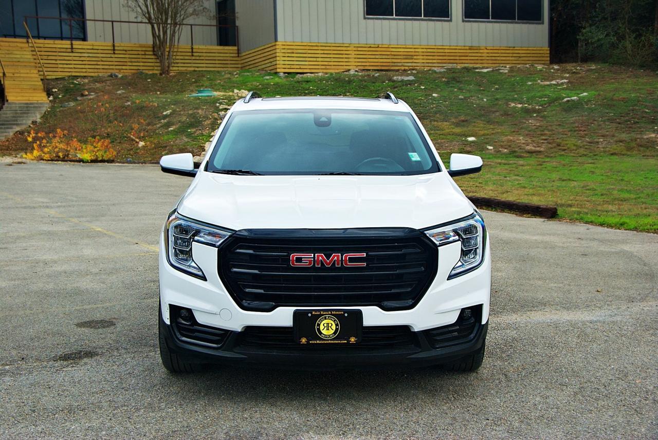 2022 GMC Terrain SLT