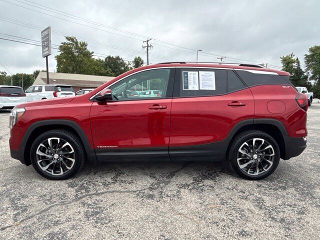 2022 GMC Terrain SLT