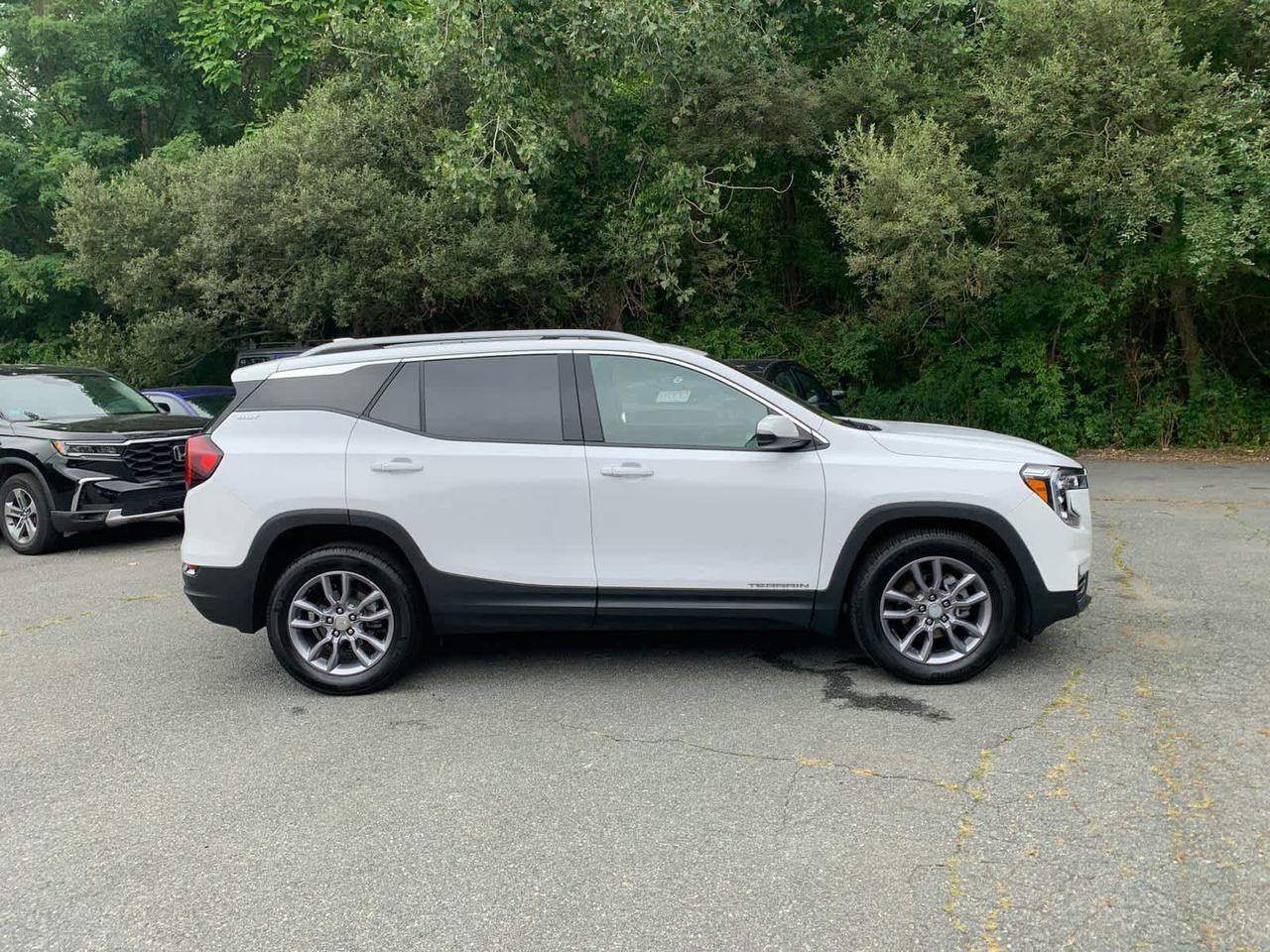 2022 GMC Terrain SLT Dartmouth MA