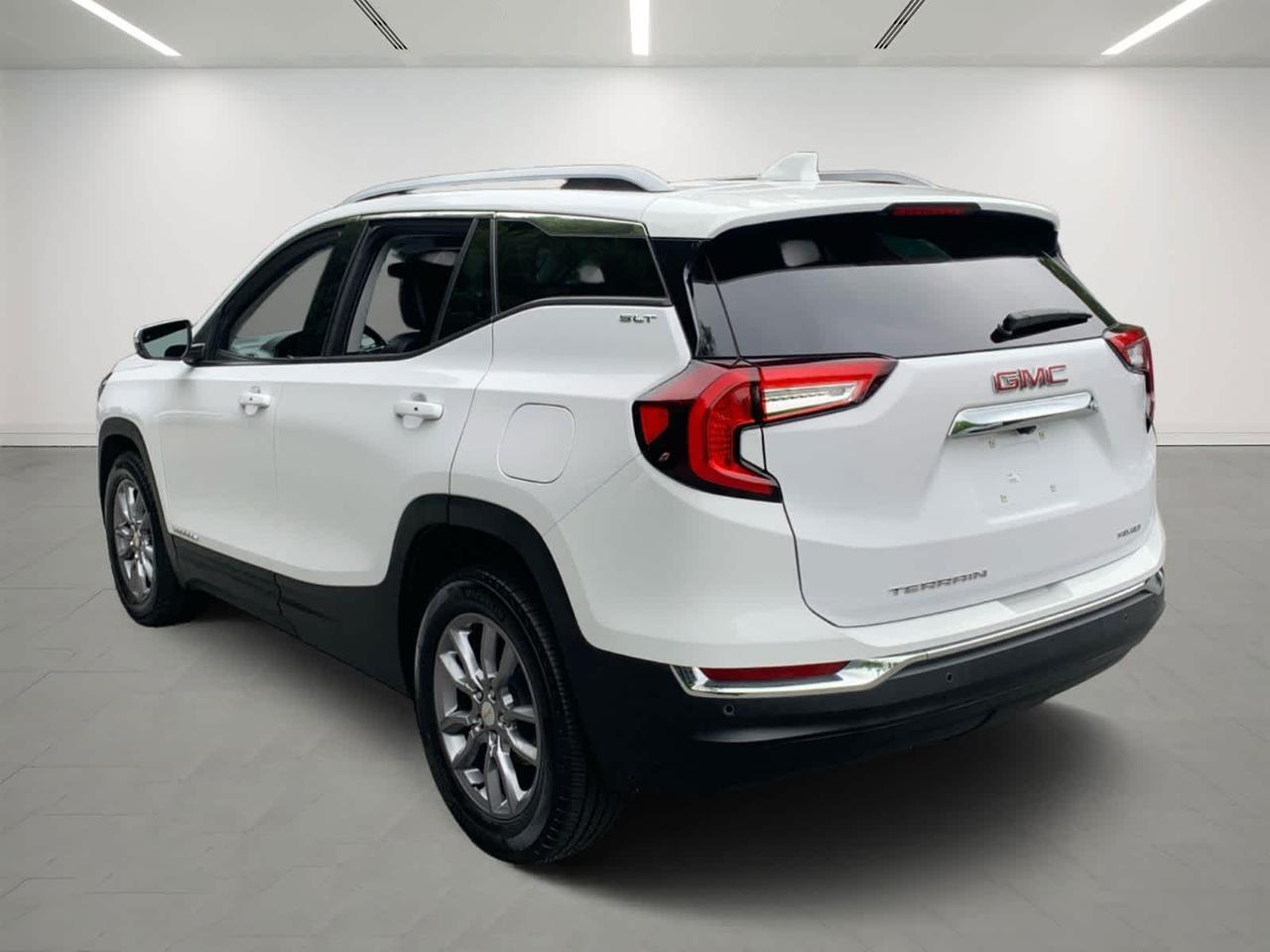 2022 GMC Terrain SLT Dartmouth MA