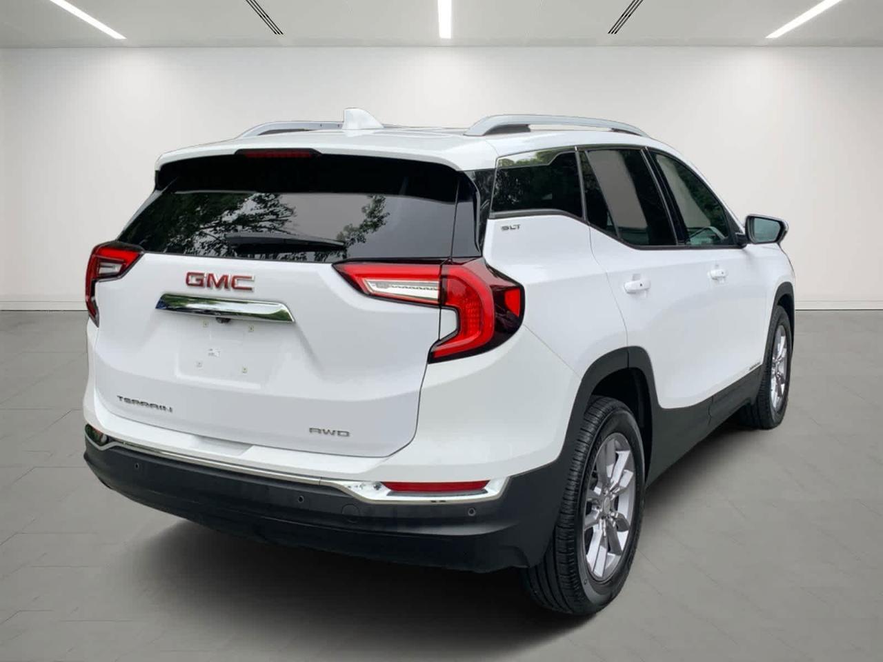 2022 GMC Terrain SLT Dartmouth MA