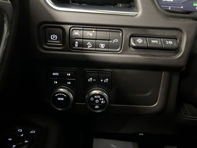 2022 GMC Yukon AT4 Highlands Ranch CO