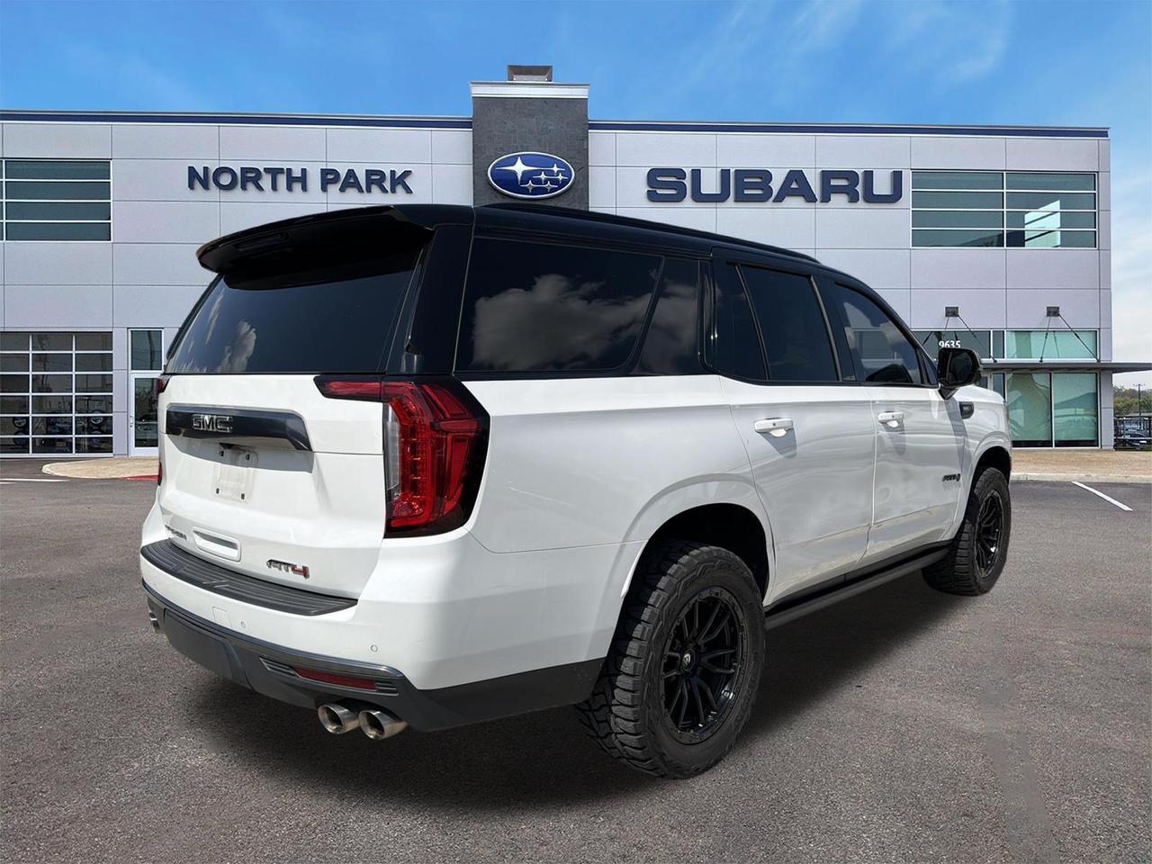 2022 GMC Yukon AT4