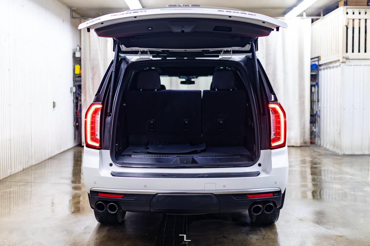 2022 GMC Yukon AWD Denali Leather Roof Nav BCam Red Deer AB