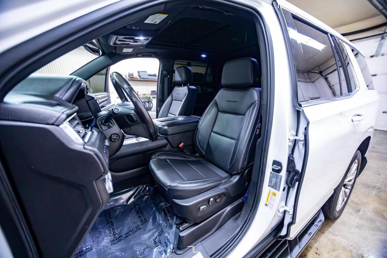 2022 GMC Yukon AWD Denali Leather Roof Nav BCam Red Deer AB
