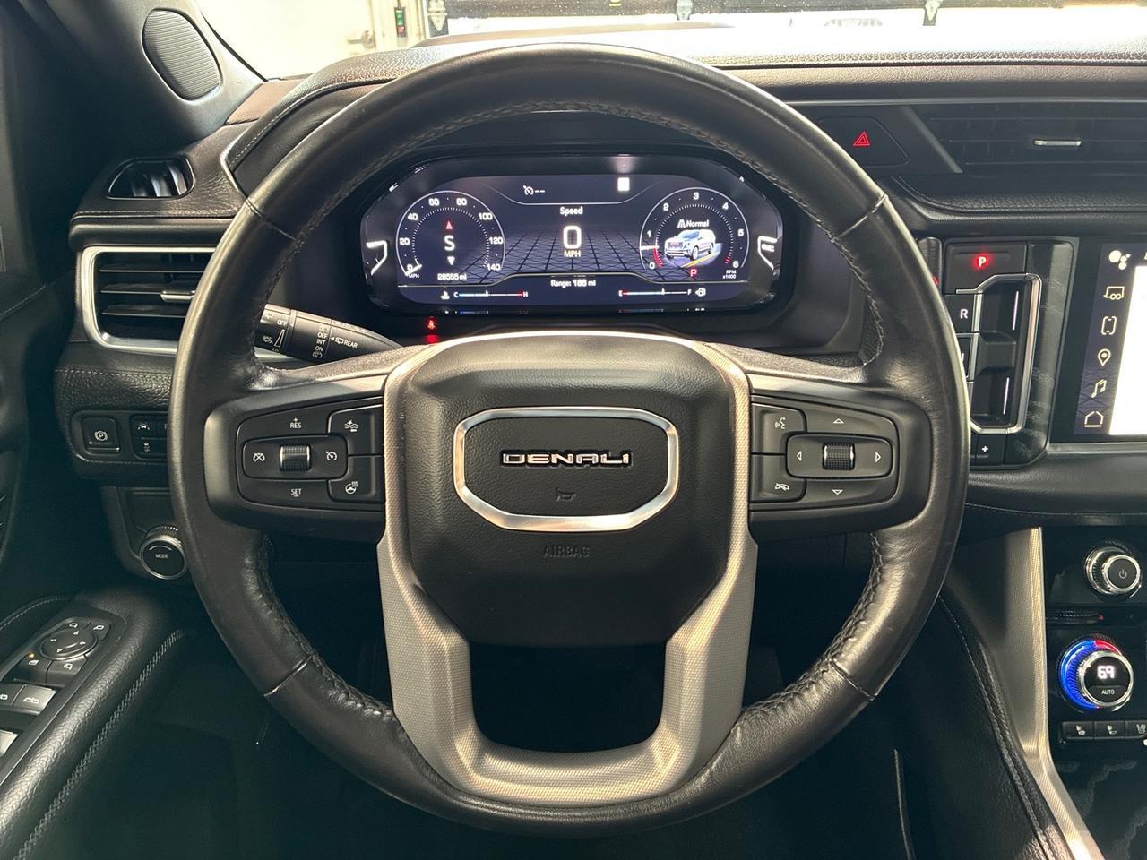 2022 GMC Yukon Denali, Pano Roof, 22in Wheels Houston TX