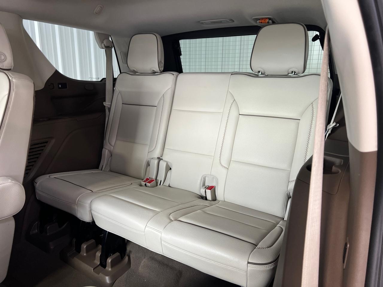 2022 GMC Yukon Denali, Premium Pkg (Power Board, Pano Roof, 22in Wheels, Adaptive Cruise), Max Tow Houston TX