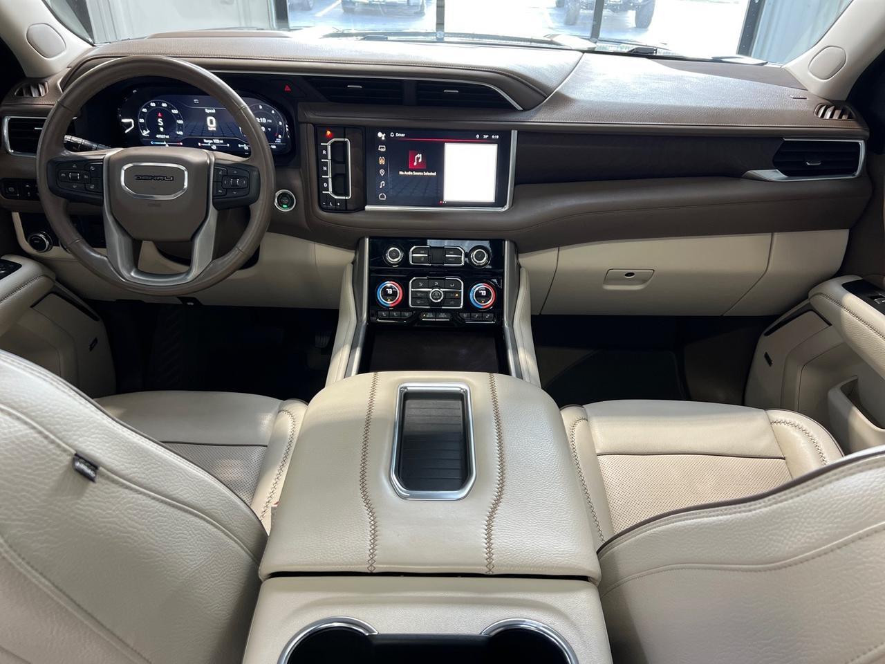 2022 GMC Yukon Denali, Premium Pkg (Power Board, Pano Roof, 22in Wheels, Adaptive Cruise), Max Tow Houston TX