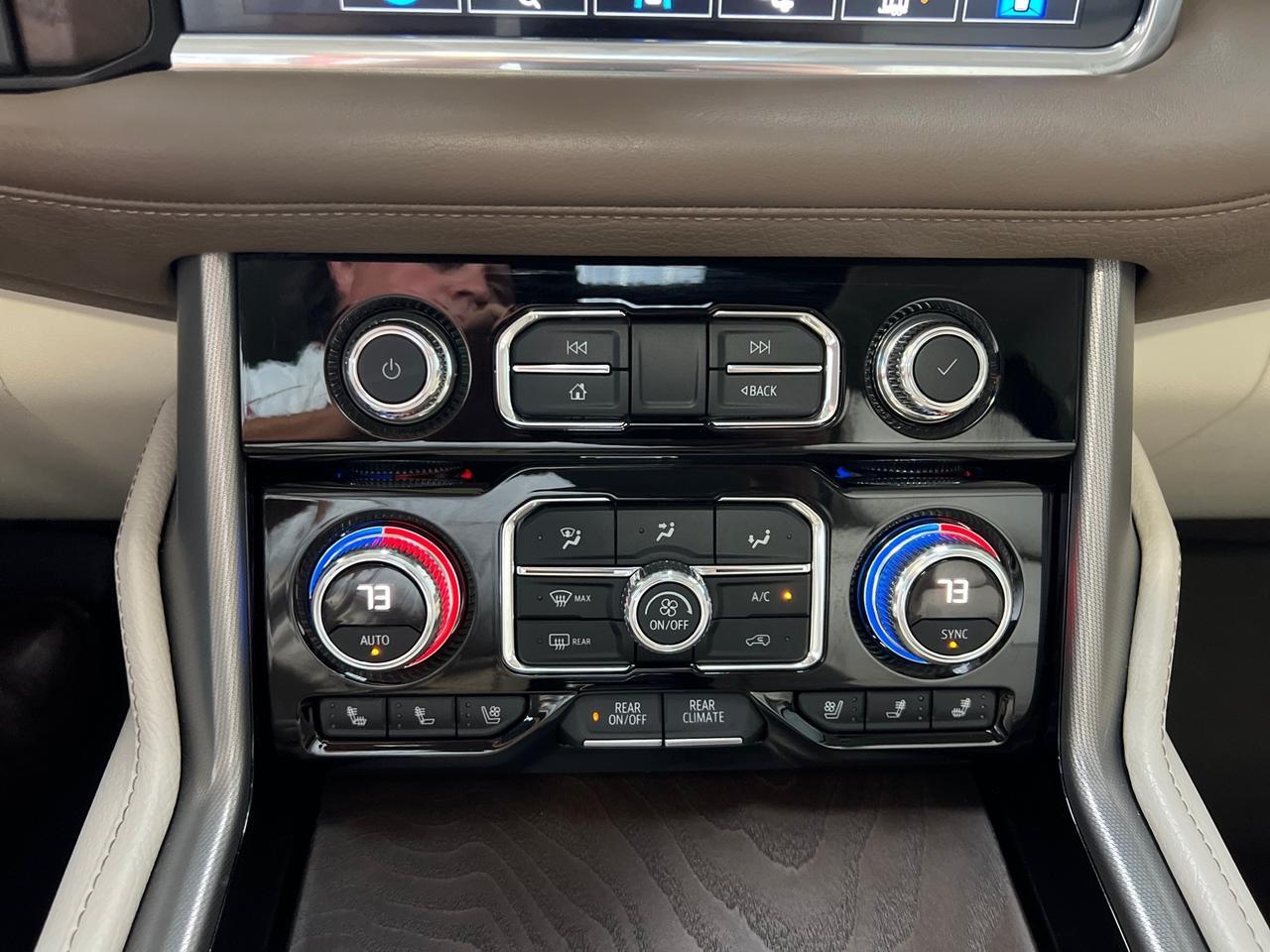 2022 GMC Yukon Denali, Premium Pkg (Power Board, Pano Roof, 22in Wheels, Adaptive Cruise), Max Tow Houston TX