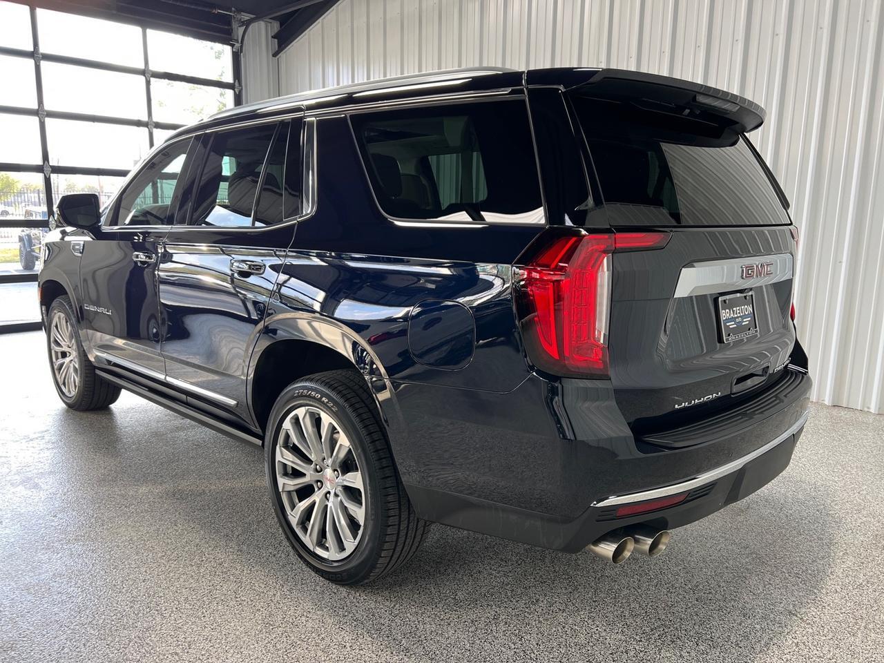 2022 GMC Yukon Denali, Premium Pkg (Power Board, Pano Roof, 22in Wheels, Adaptive Cruise), Max Tow