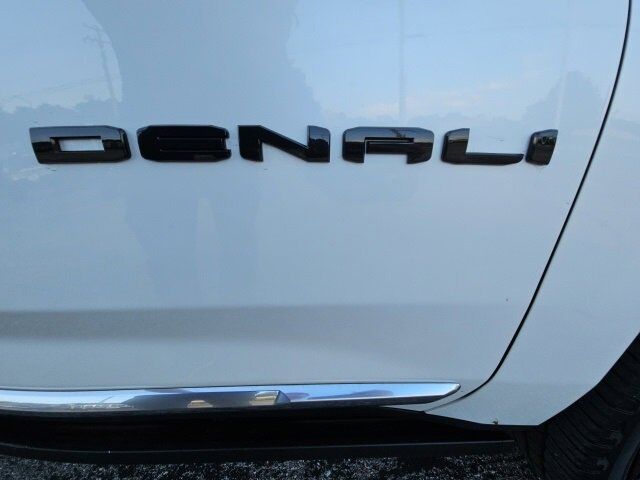 2022 GMC Yukon Denali Carbondale IL