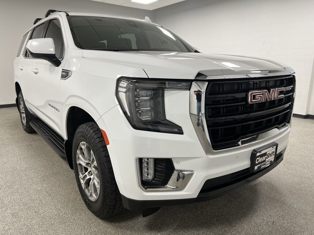 2022 GMC Yukon SLE Highlands Ranch CO