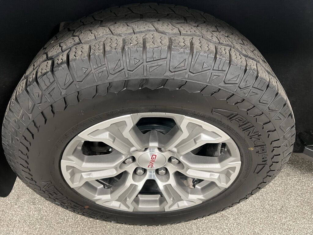 2022 GMC Yukon SLE Highlands Ranch CO
