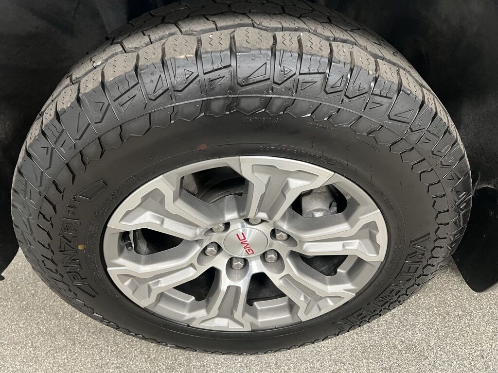 2022 GMC Yukon SLE Highlands Ranch CO