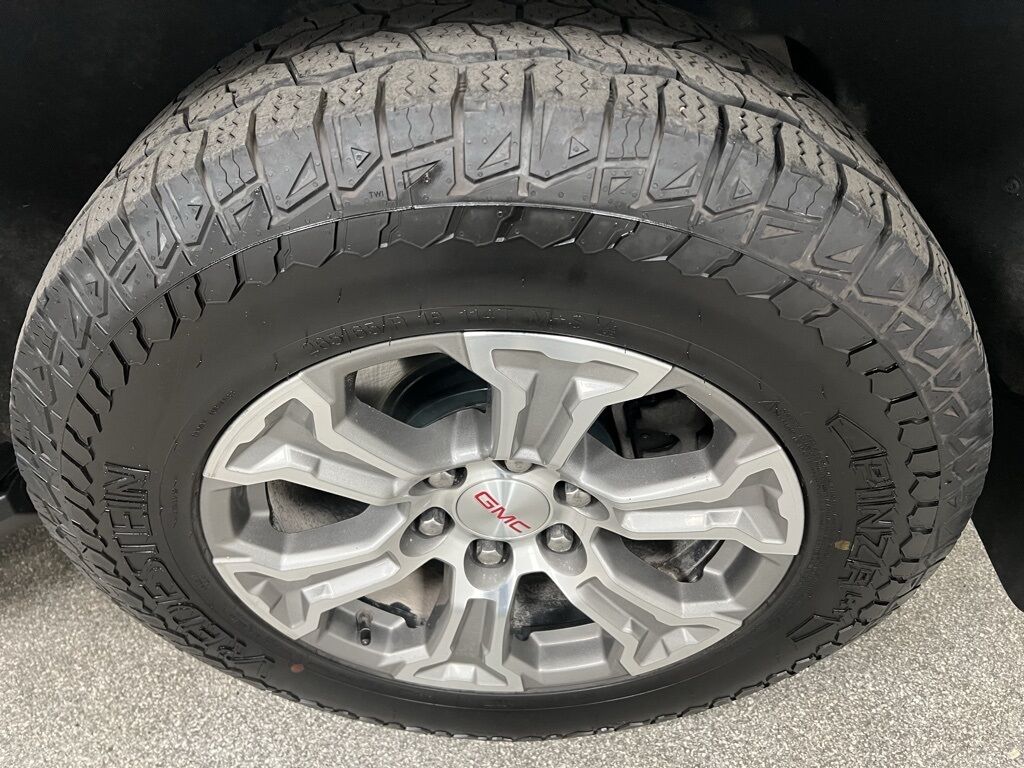 2022 GMC Yukon SLE Loveland CO