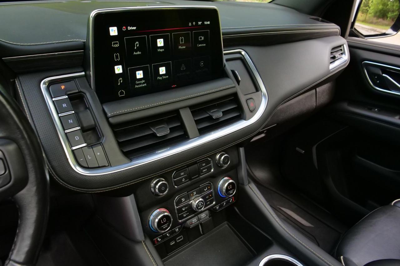 2022 GMC Yukon SLT 4WD / Premium Package / Rear Entertainment! Lincolnton NC