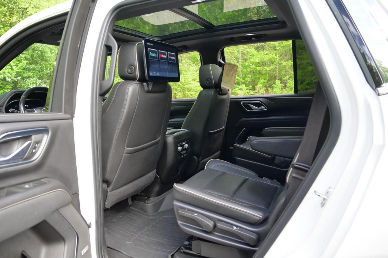 2022 GMC Yukon SLT 4WD / Premium Package / Rear Entertainment! Lincolnton NC