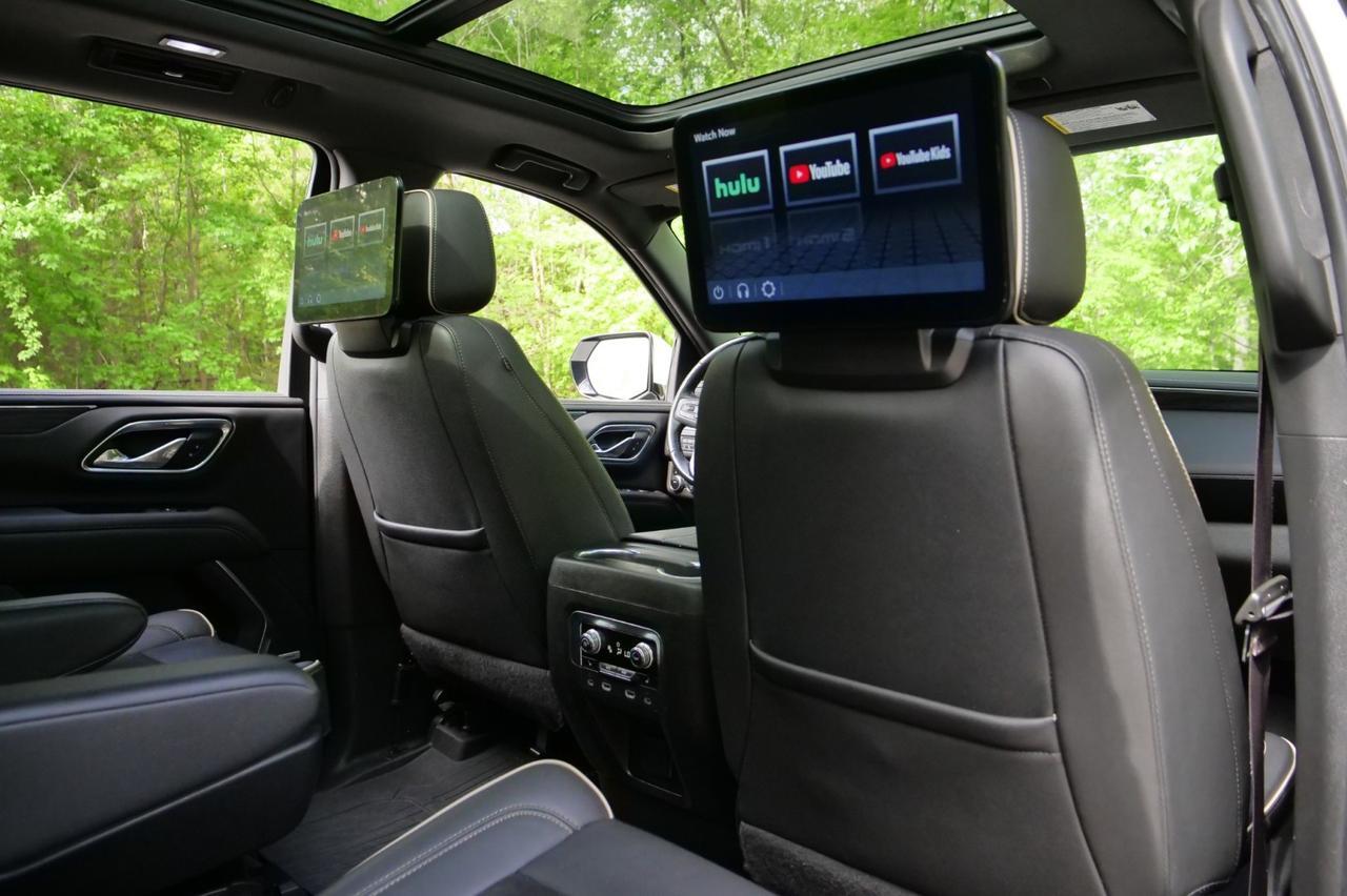 2022 GMC Yukon SLT 4WD / Premium Package / Rear Entertainment! Lincolnton NC