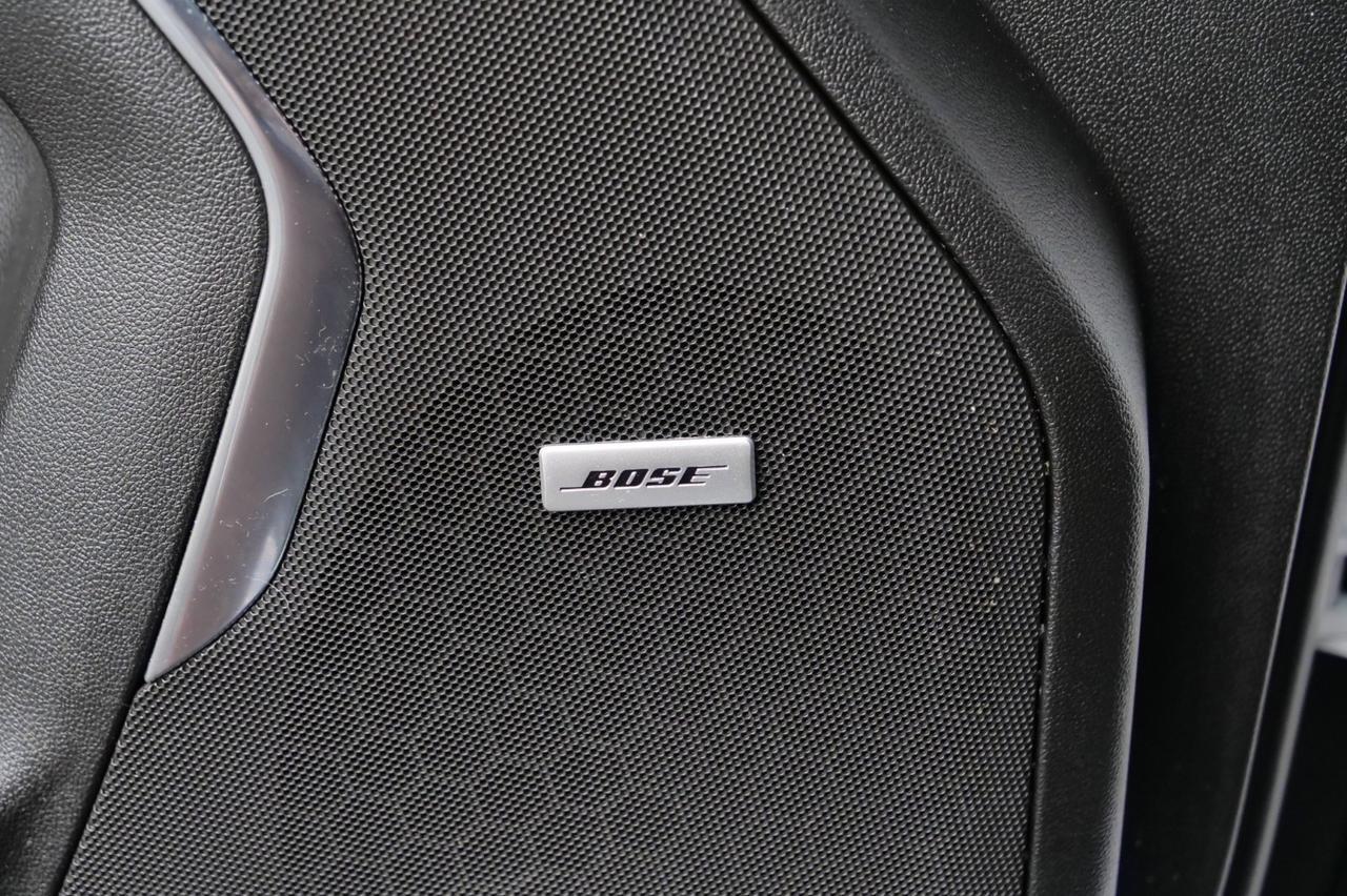 2022 GMC Yukon SLT 4WD / Premium Package / Rear Entertainment! Lincolnton NC