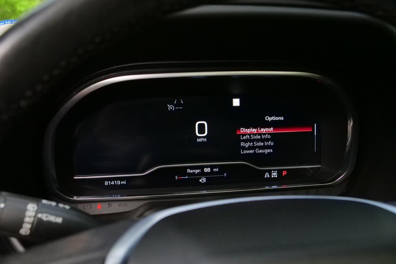 2022 GMC Yukon SLT 4WD / Premium Package / Rear Entertainment! Lincolnton NC