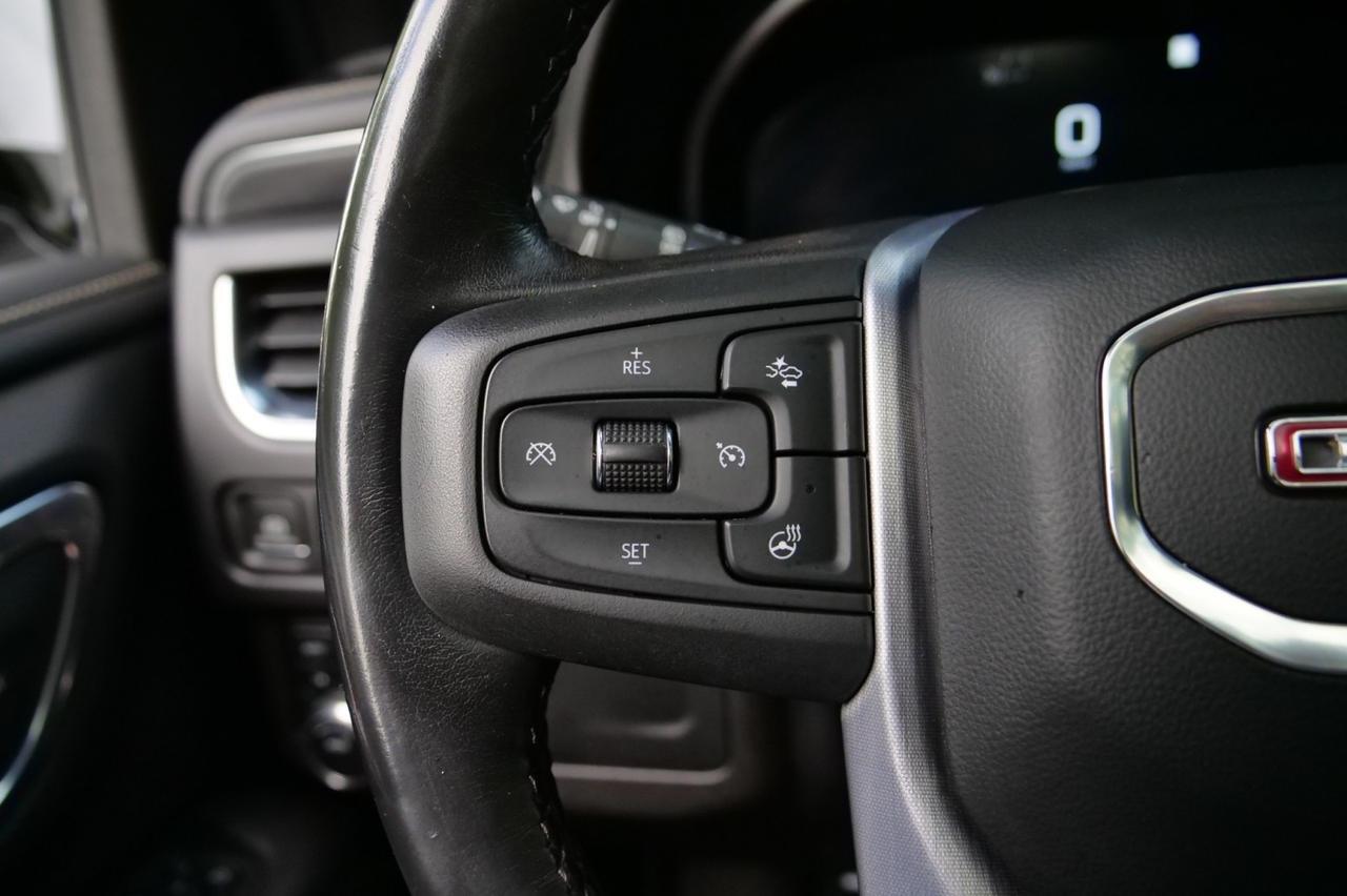 2022 GMC Yukon SLT 4WD / Premium Package / Rear Entertainment! Lincolnton NC