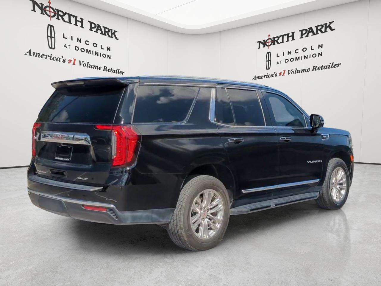 2022 GMC Yukon SLT