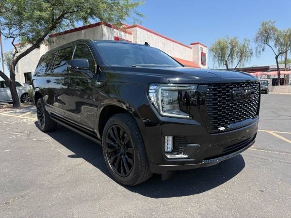 2022 GMC Yukon XL 4WD Denali