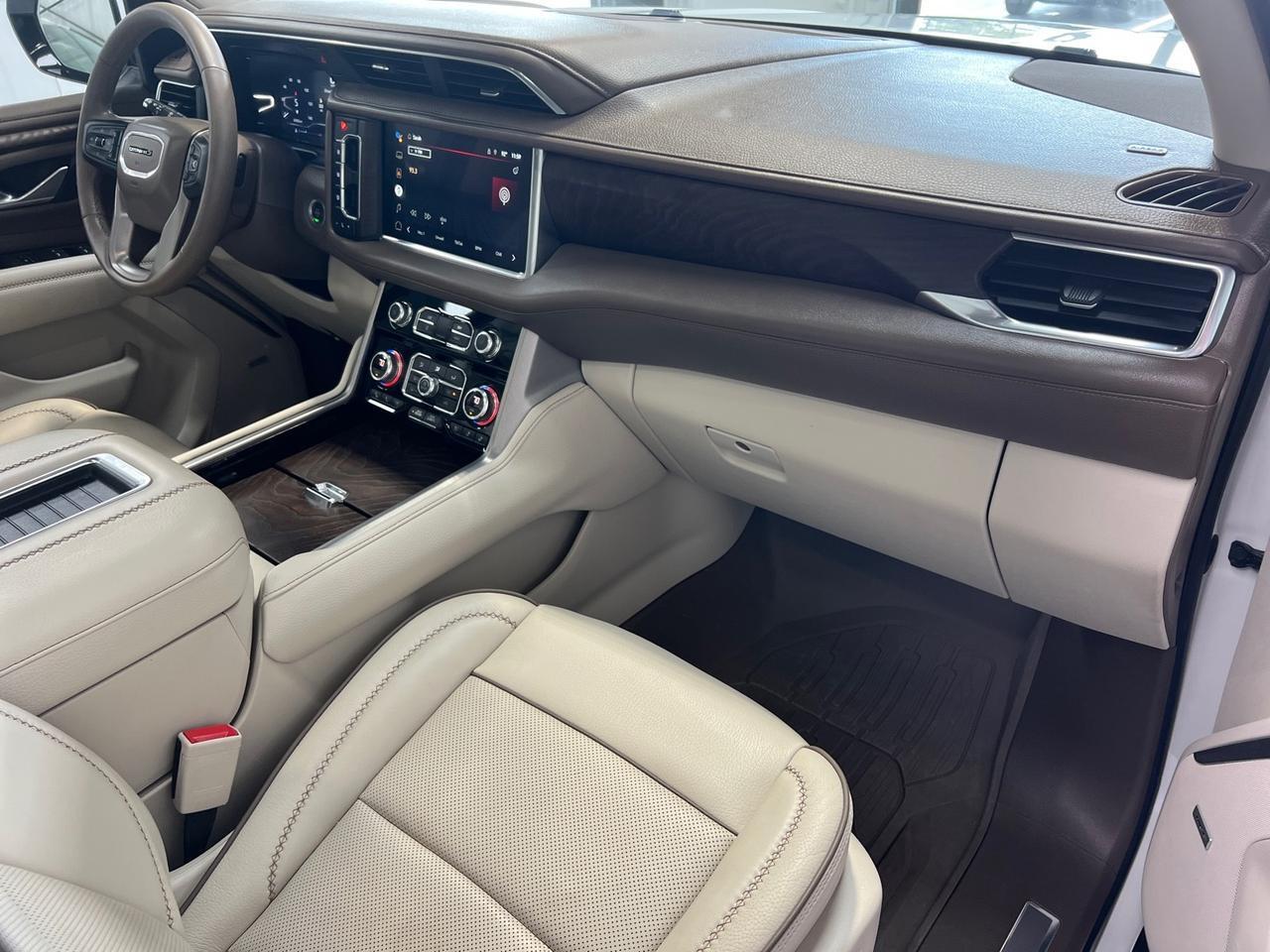 2022 GMC Yukon XL 4x4, Denali, Power Borads, Pano Roof, 22in Wheels Houston TX