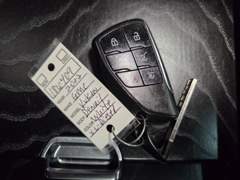 2022 GMC Yukon XL Denali 3.0L Duramax Diesel GPS Camera Sunroof 22in Nitto FREE WARRANTY Arlington TX