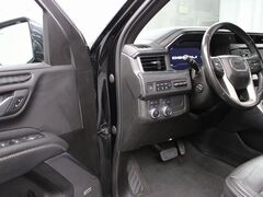 2022 GMC Yukon XL Denali 4WD 7 Passenger Fond du Lac WI