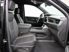 2022 GMC Yukon XL Denali 4WD 7 Passenger Fond du Lac WI