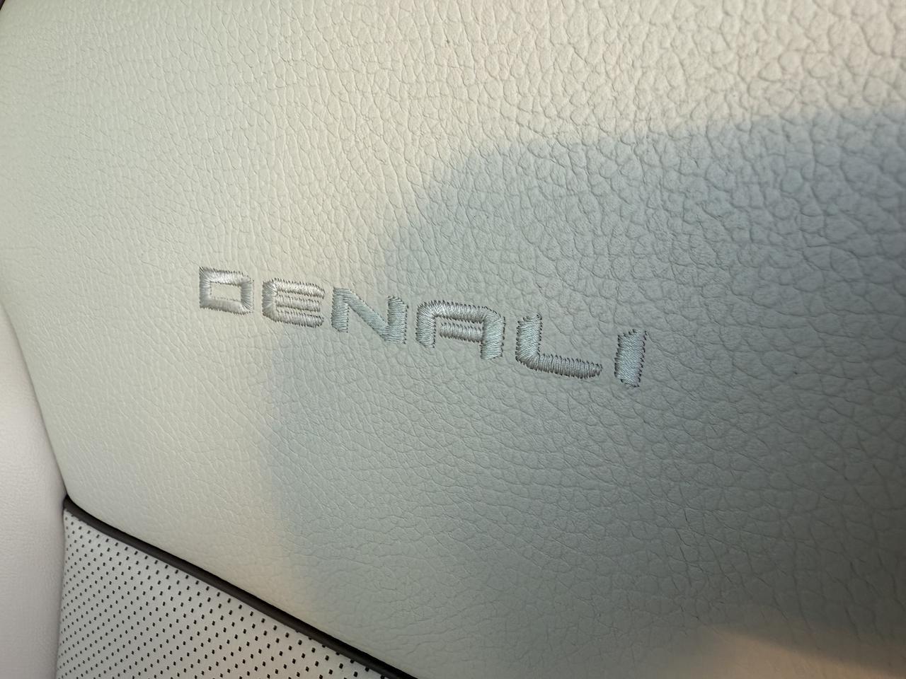2022 GMC Yukon XL Denali Knoxville TN