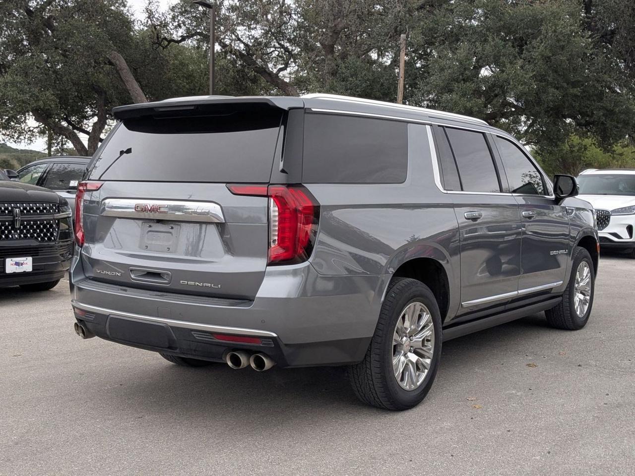 2022 GMC Yukon XL Denali