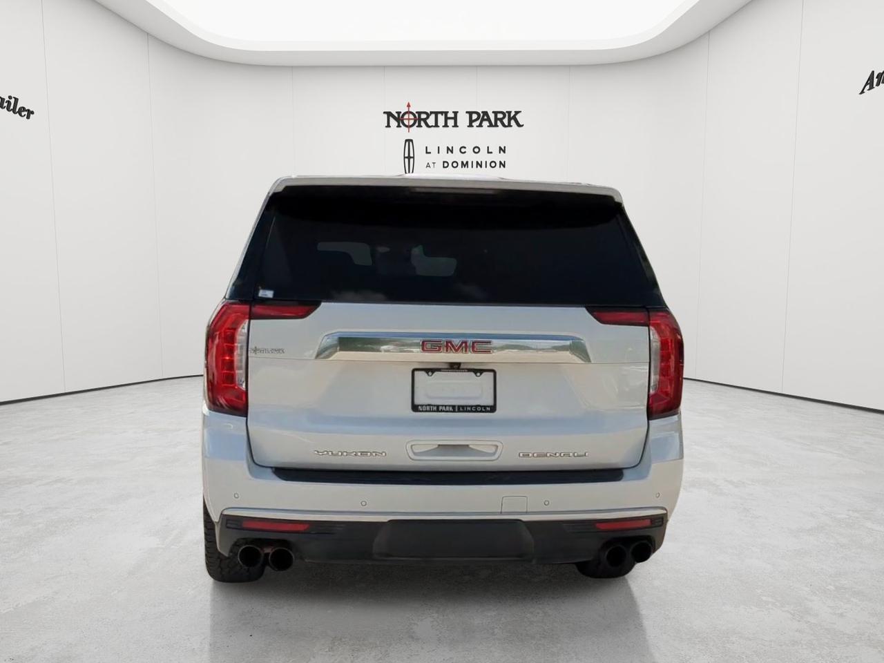 2022 GMC Yukon XL Denali