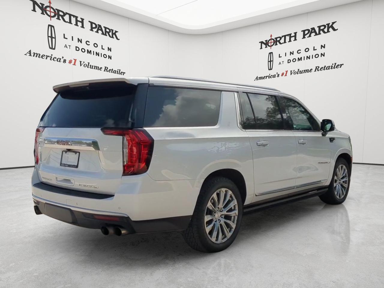 2022 GMC Yukon XL Denali