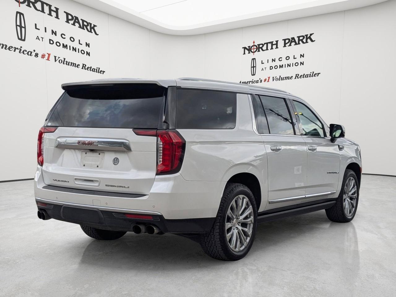 2022 GMC Yukon XL Denali