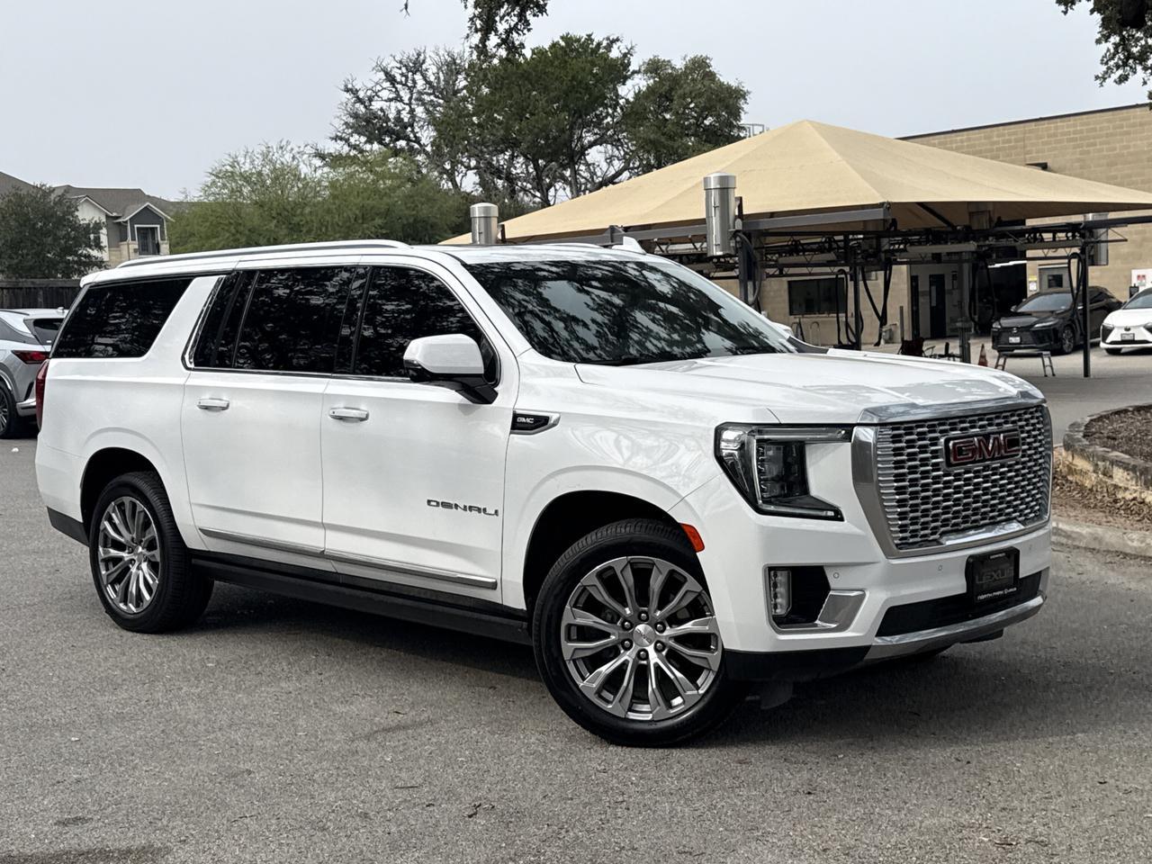 2022 GMC Yukon XL Denali
