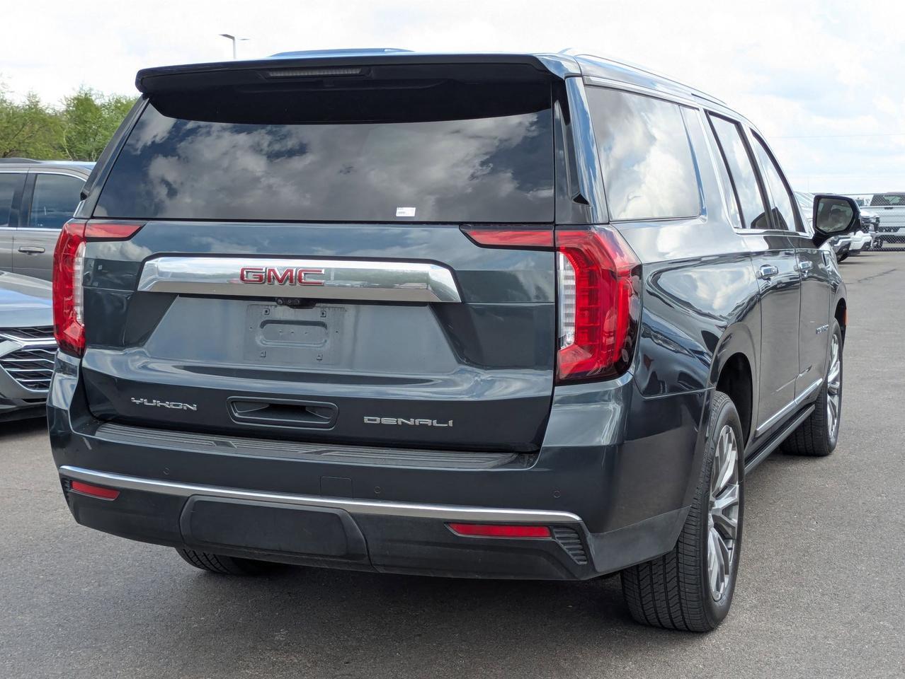 2022 GMC Yukon XL Denali