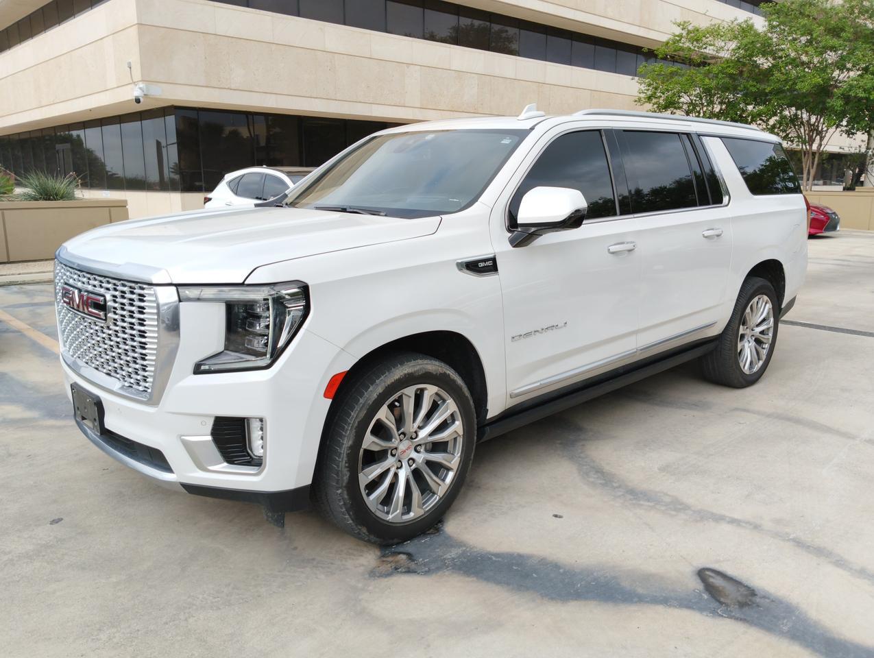 2022 GMC Yukon XL Denali