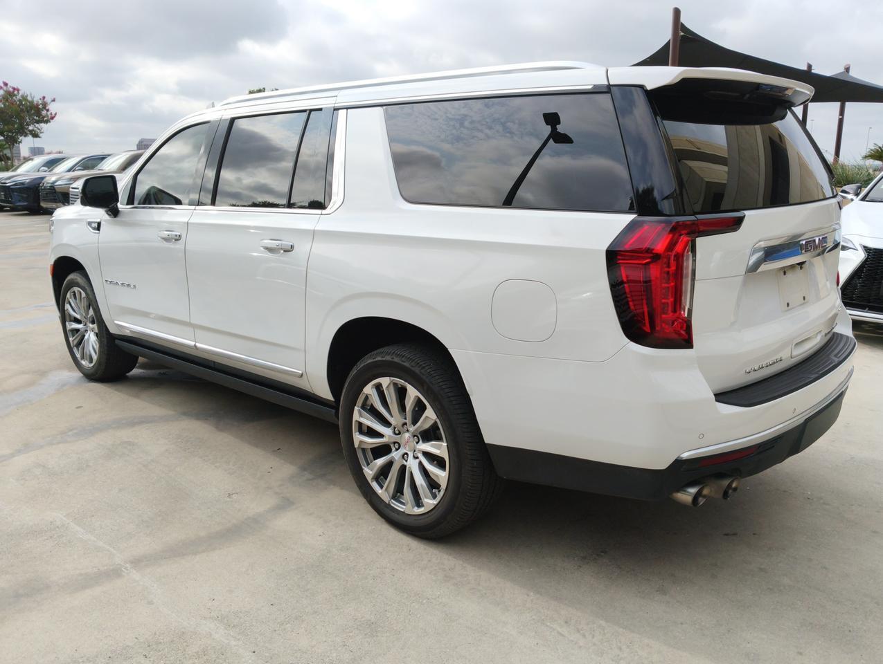 2022 GMC Yukon XL Denali