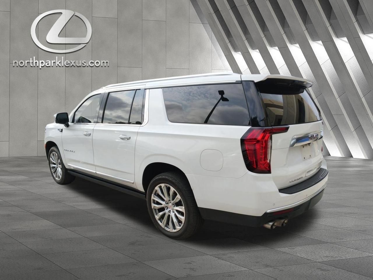 2022 GMC Yukon XL Denali