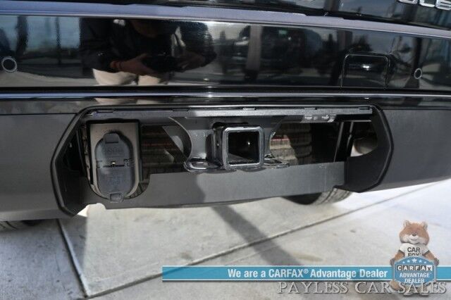 2022 GMC Yukon XL SLE / 4X4 / Max Trailering Pkg / Auto Start / Power & Heated Leather Seats / 3rd Row / Seats 8 / Apple CarPlay & Android Auto / Back Up Camera / Keyless Entry & Start / Block Heater / Only 25K Miles / 1-Owner Anchorage AK